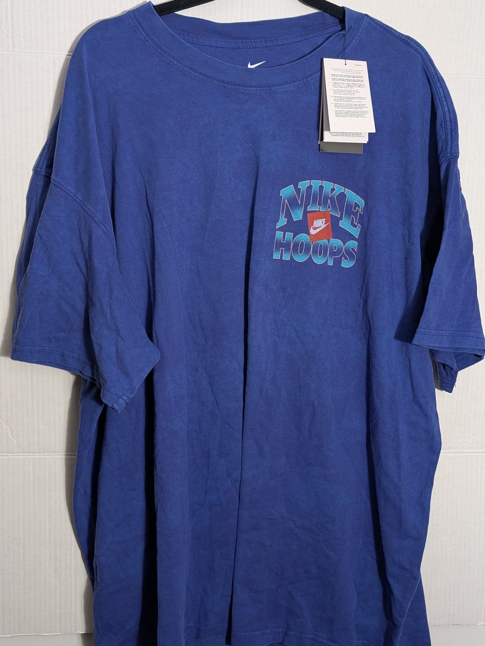 Nike Hoops Men's Blue Graphic T-Shirt